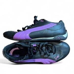 Puma Women's Black and Purple Trainer